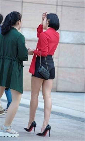 惩罚塞按摩棒不准取出来