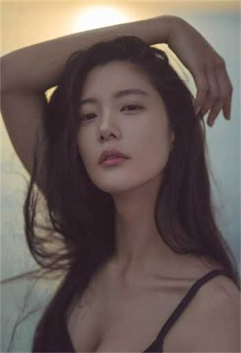 容莺离婚后