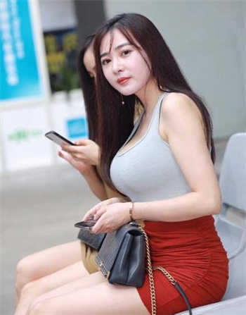 捡到一个小奶包乐曦