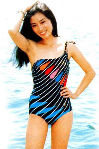 形容美女漂亮的句子