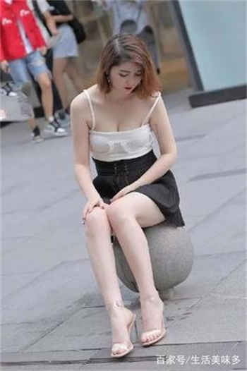 火车里撞了我八次高