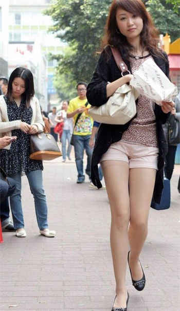 男主是皇帝女主重生
