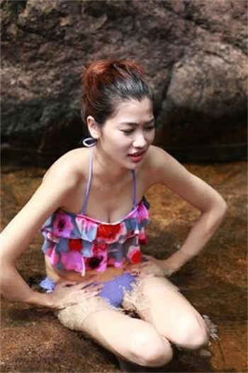 父子两兄弟一前一后攻击