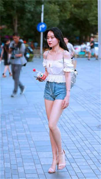 爱情公寓女主是诺澜的