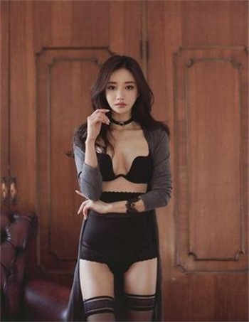 147大胆子女艺术移动