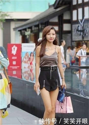 主妇被修水管侵犯