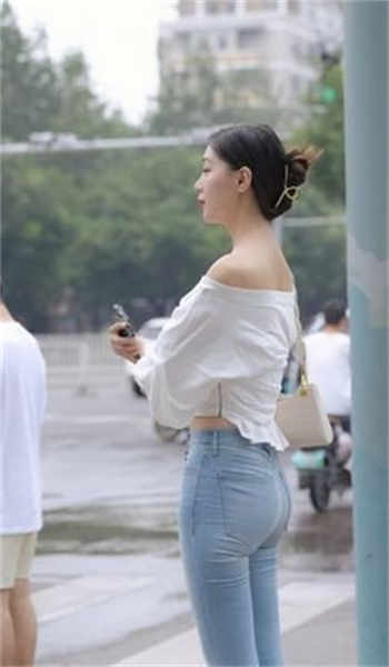 电车的绝对诱惑白蔷薇