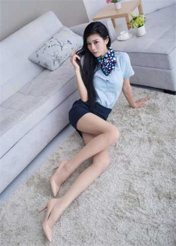 动漫妹子拉肚子放屁